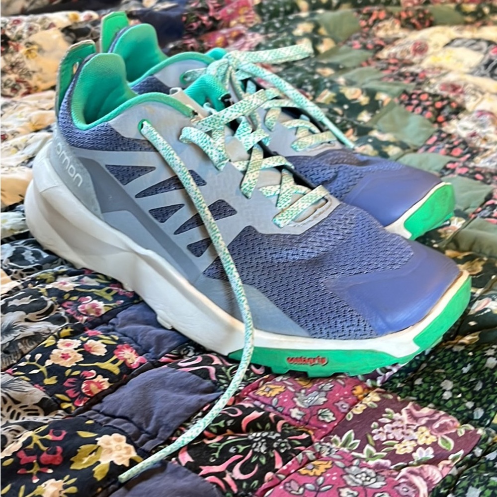 Girls Salomon Running Shoes size 5